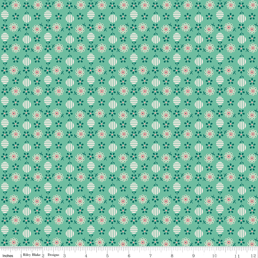 Lori Holt Berry & Sage Apron Leaf