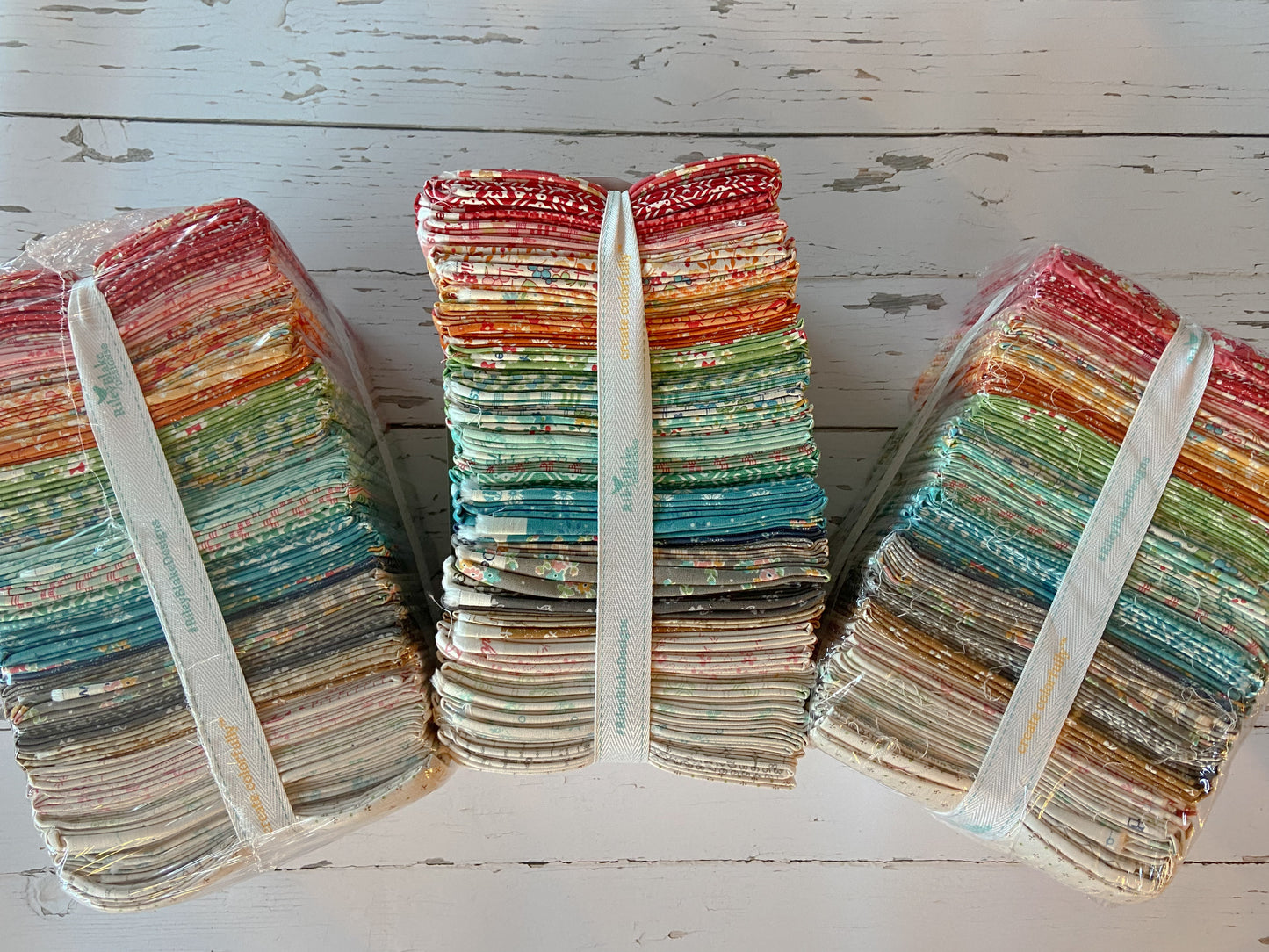 Lori Holt Farmer's Daughter Fat Quarter Bundle 54 Fat Quarters