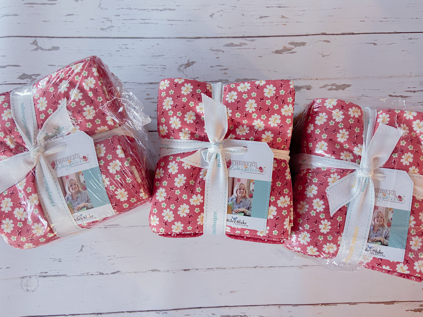 Lori Holt Farmer's Daughter Fat Quarter Bundle 54 Fat Quarters