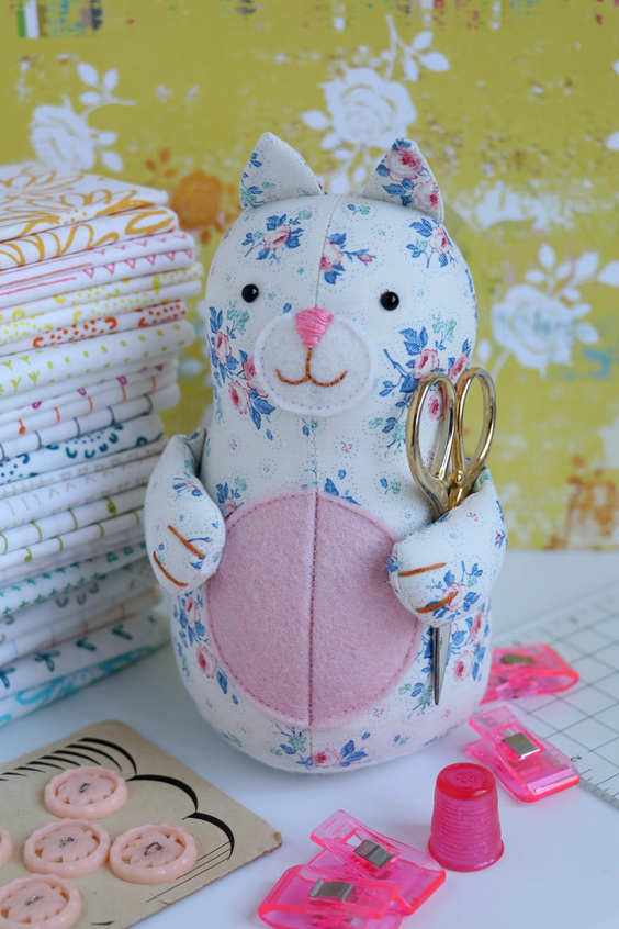 The Cat's Meow Pincushion Pattern by Jodie Carleton of RicRac